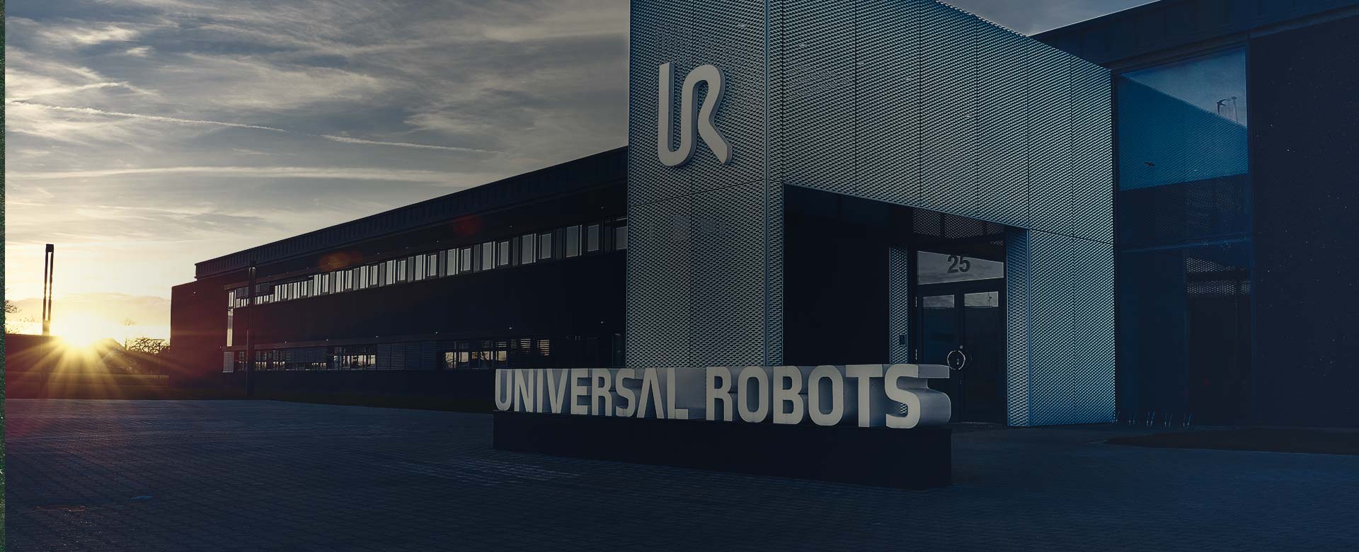 about-universal-robots.jpg